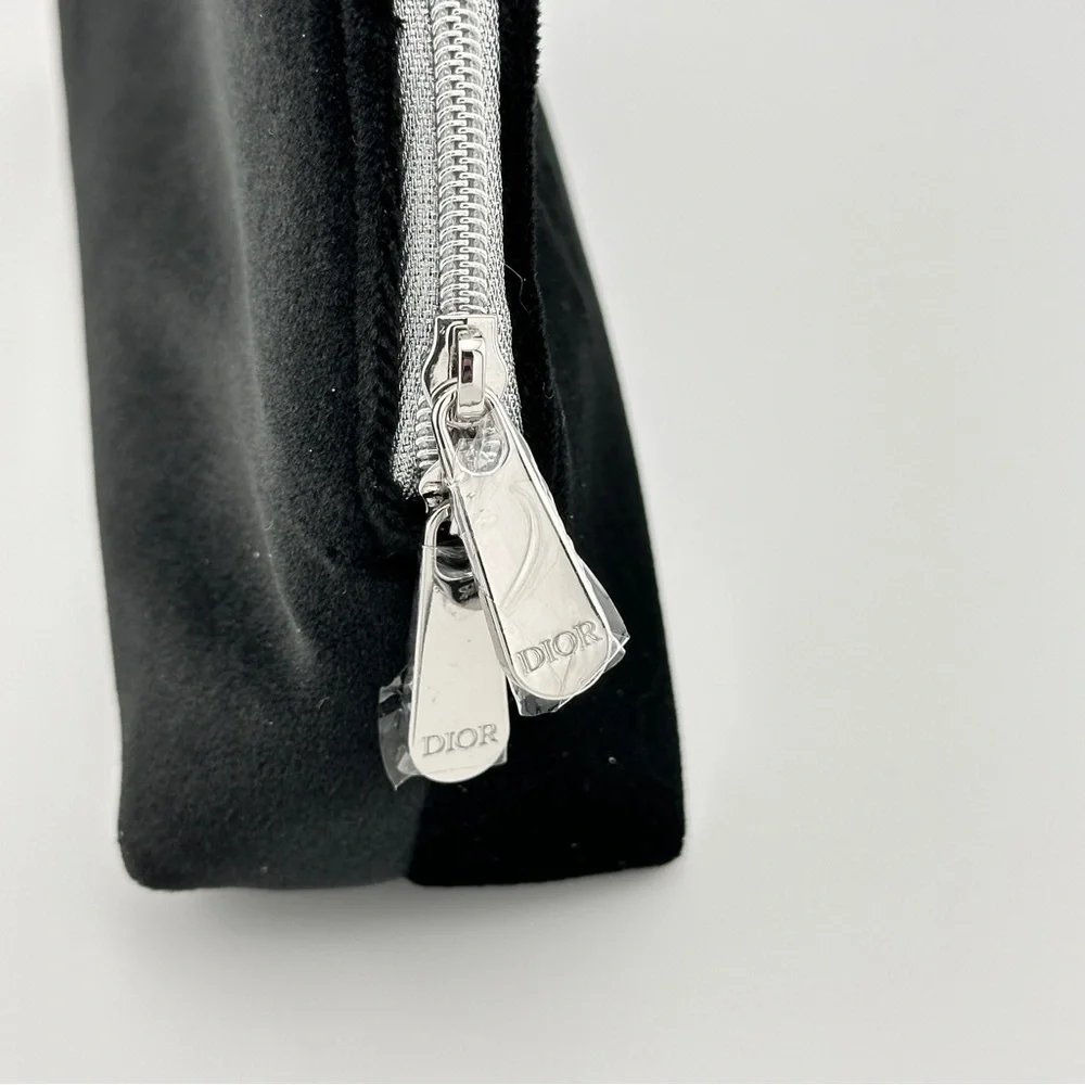 🆕 CHRISTIAN DIOR Limited Edition Black Velvet Cosmetic Bag Authentic & NIB